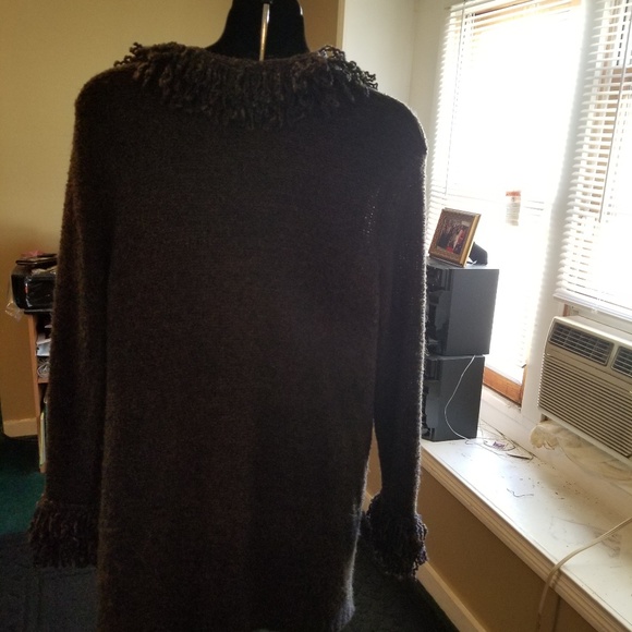 Sweater - Picture 2 of 2